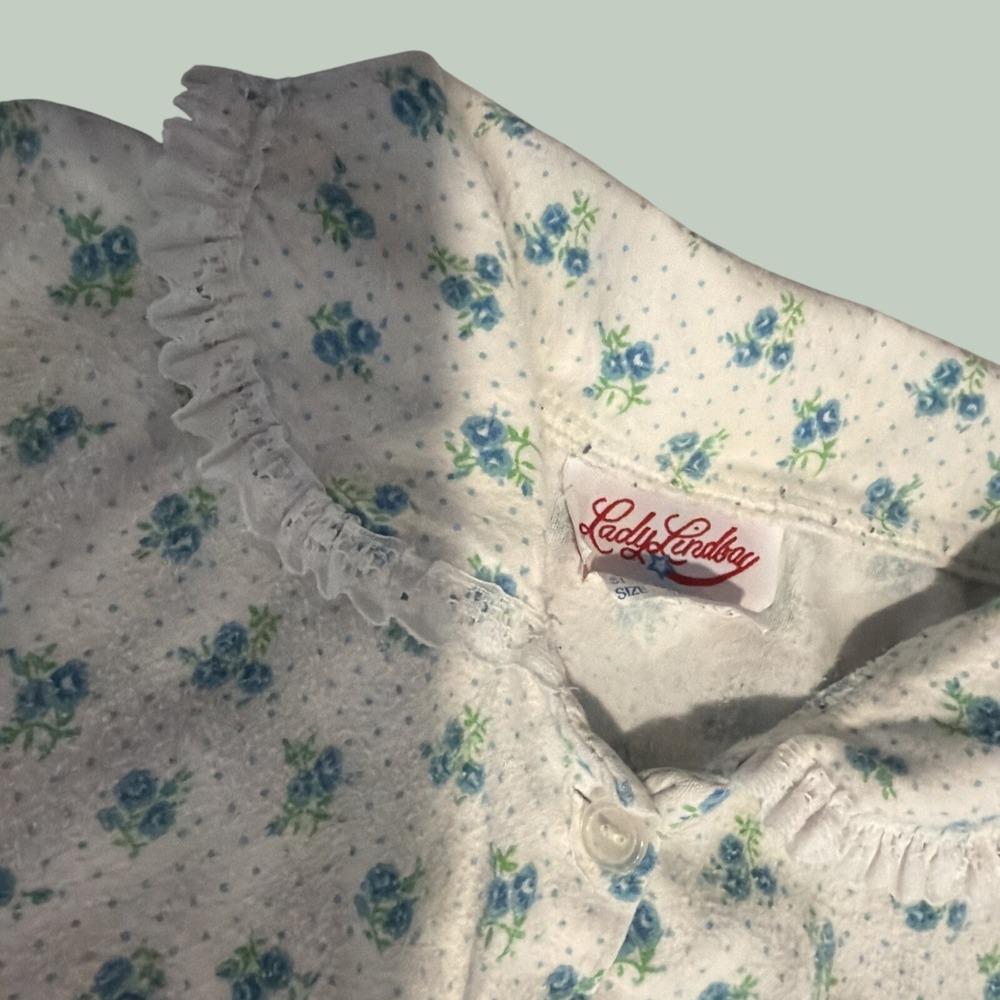Lady Lindsay Vintage 5X Nightgown Blue Floral Cotton Lace Trim Cottagecore 4277X